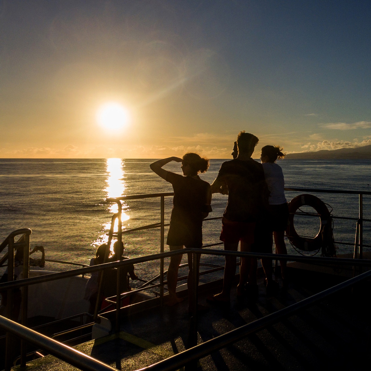 sunset
boat cruise